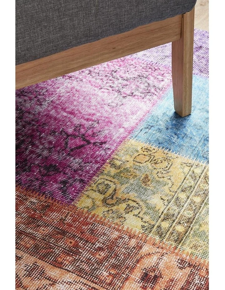 Illusions 167 Rug In Multi image 5