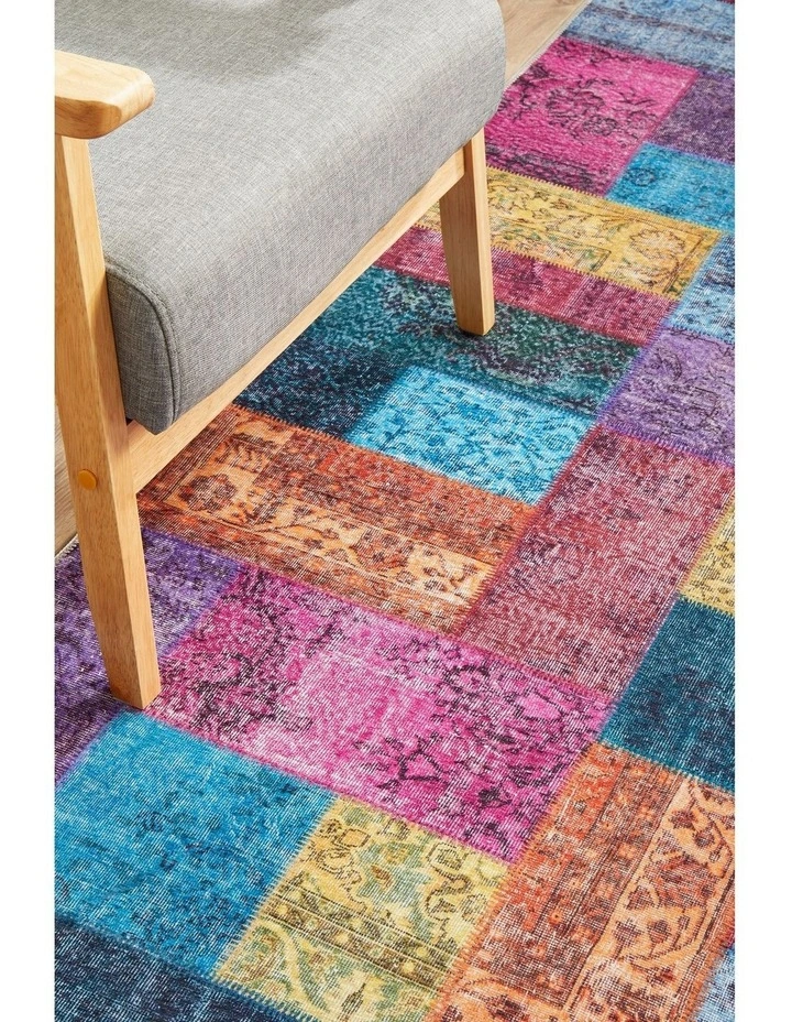 Illusions 167 Rug In Multi image 7