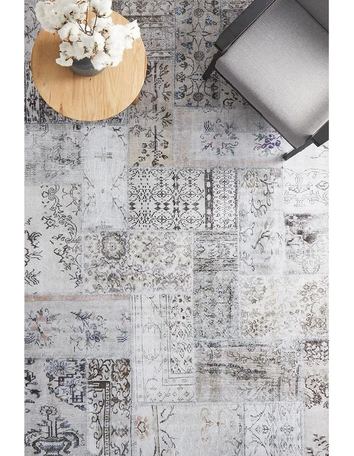 Illusions 189 Rug In Stone image 2