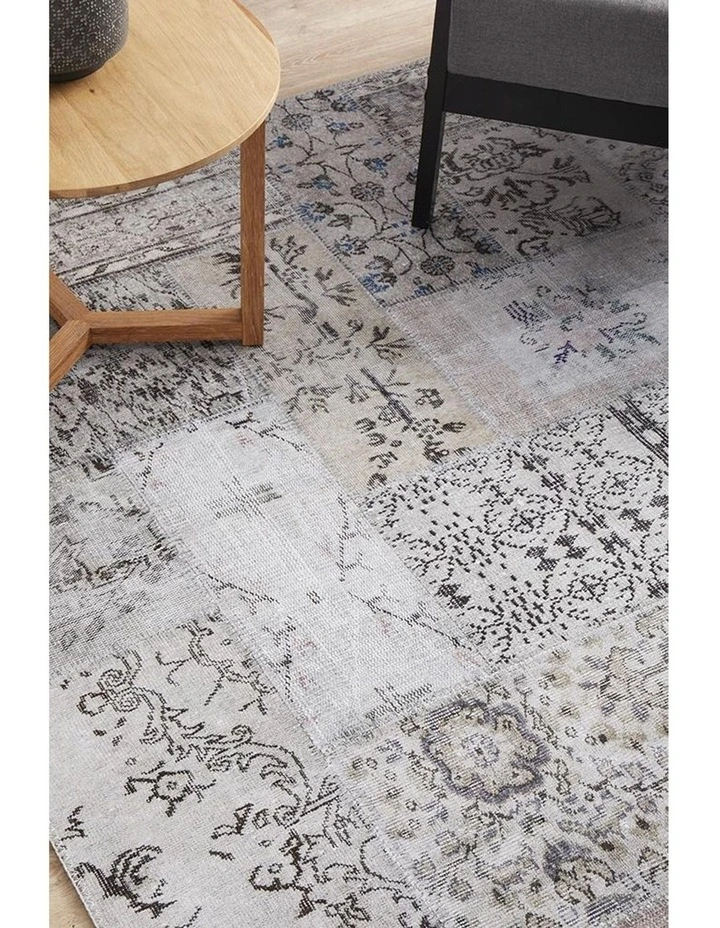Illusions 189 Rug In Stone image 3