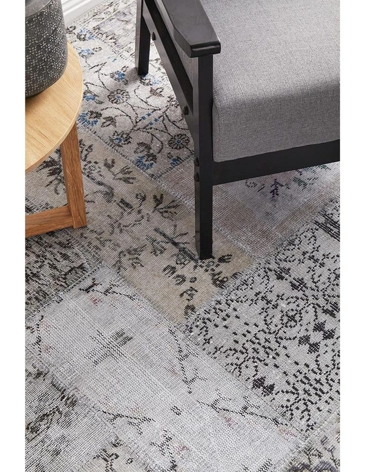 Illusions 189 Rug In Stone image 6
