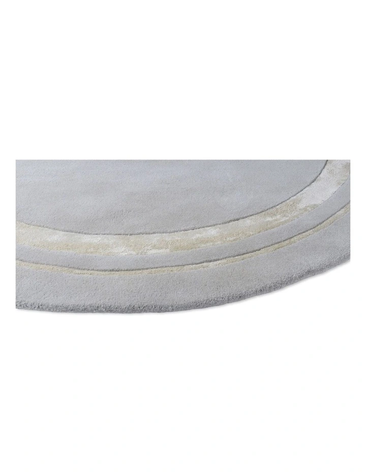 Redbrook Round Rug 081804 in Silver image 3