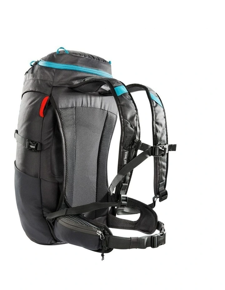 Hike Backpack 27L in Titan Grey image 3