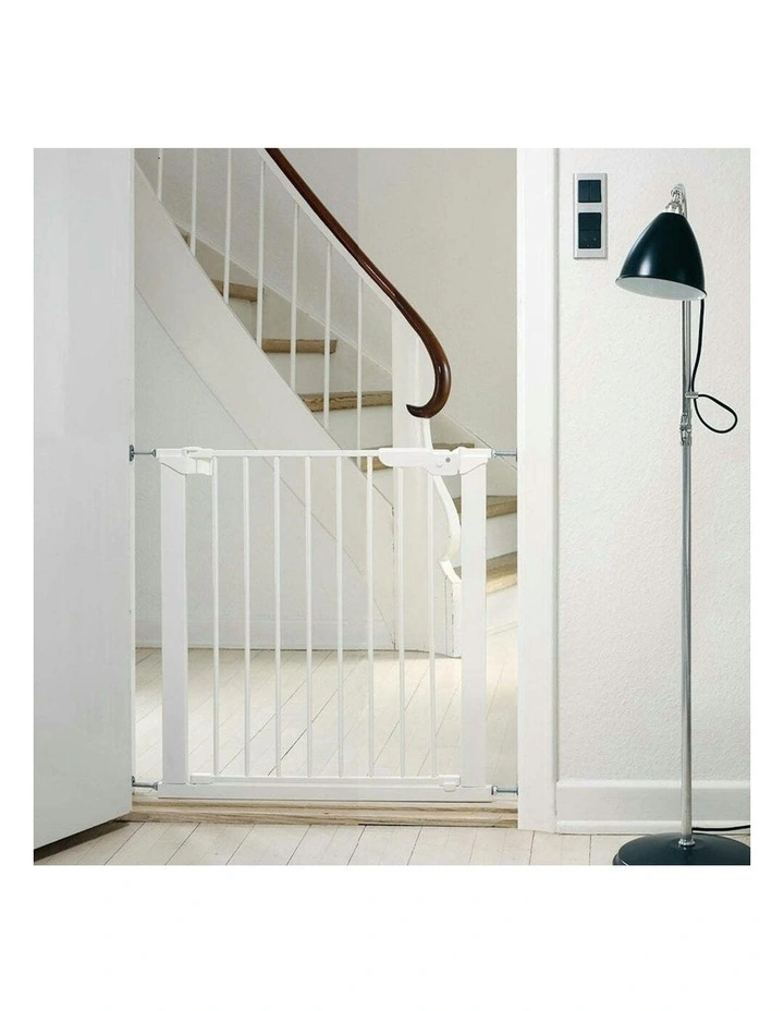 Premier Pressure Safety Gate in White image 4