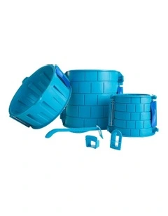 A Castle Pro Tower Mold Cylinder Toy Kit in Sand/Snow