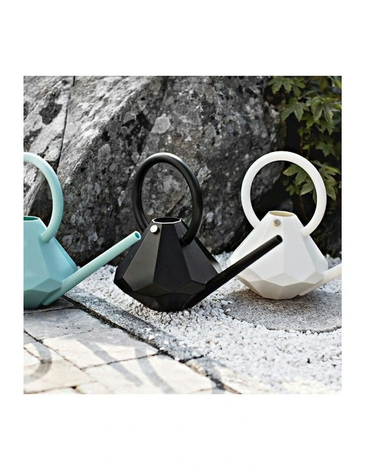 Plastic Watering Can Long Spout Pot 8L in Jade image 2