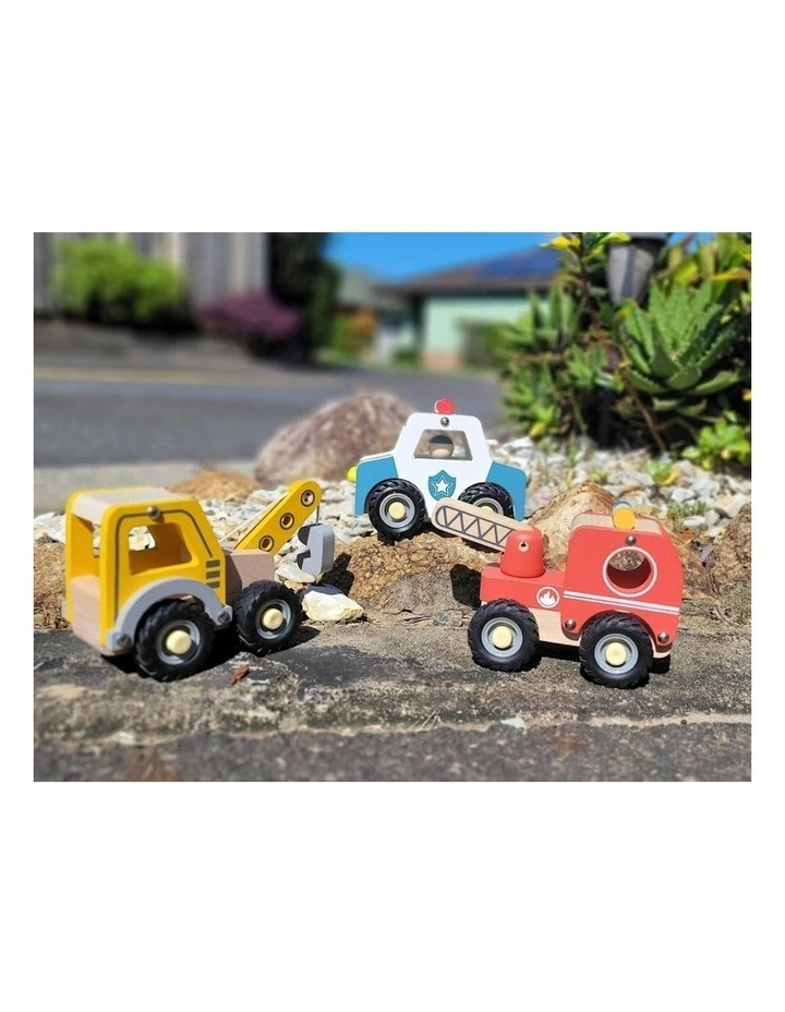 Calm And Breezy Tractor With Rubber Wheels Toy image 4