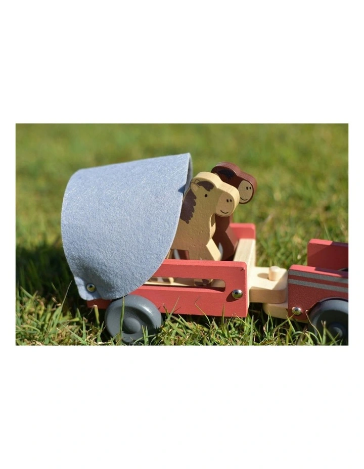Wooden Truck With Horse Float Pretend Toy Set image 4