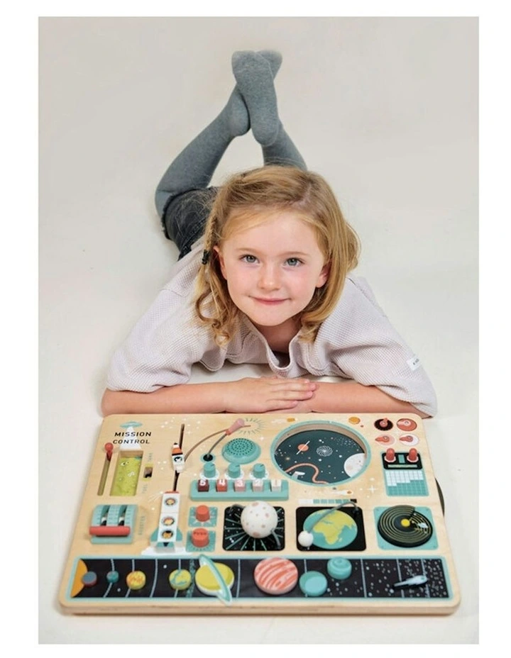 Space Station Wooden Toy Set Fun Play 43cm image 4