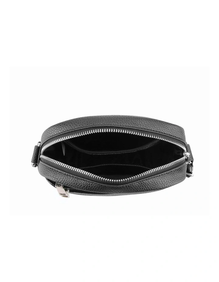 Deluxe Stylish Cross Body Sleek Bag in Black image 5