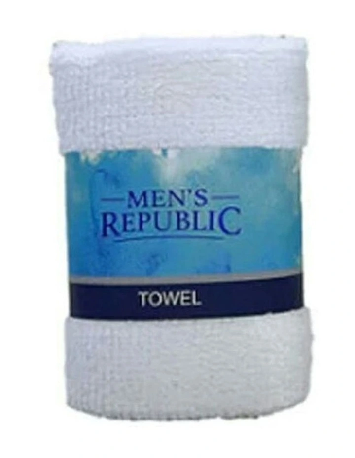 Grooming Kit in Toiletry Bag image 3