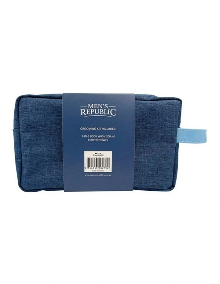 Grooming Kit in Toiletry Bag image 7