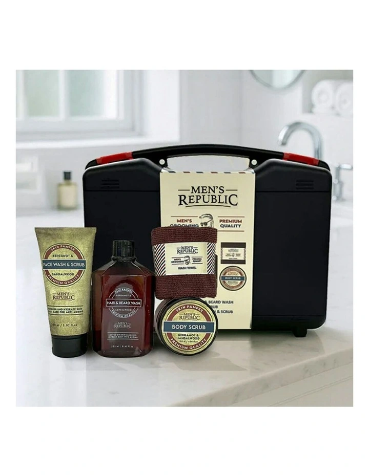 Grooming Set With Themed Tool Case image 5