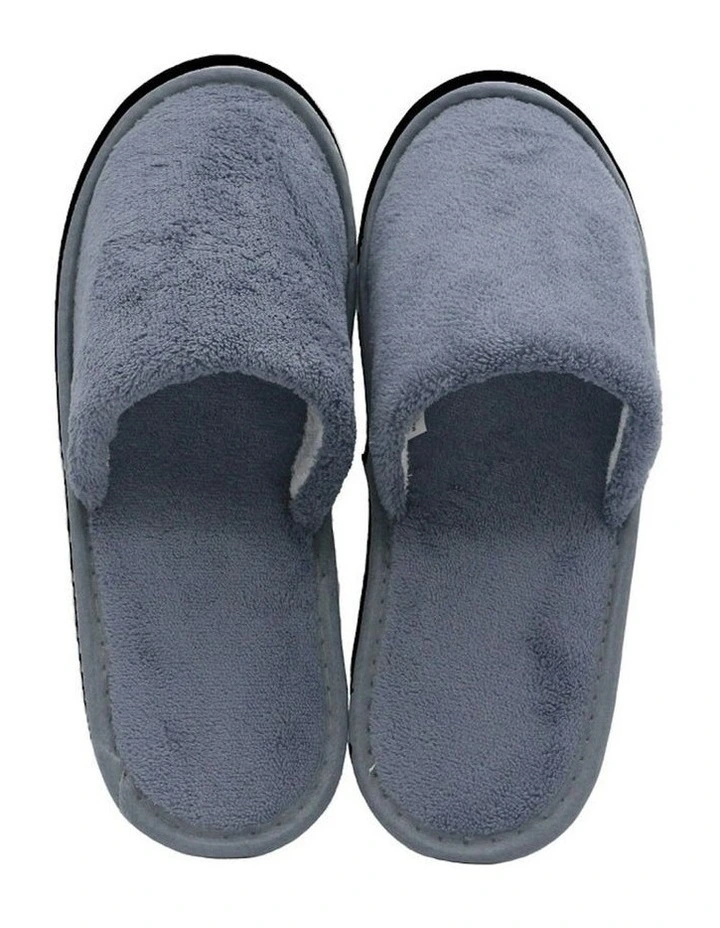 Grooming And Slippers Kit image 4