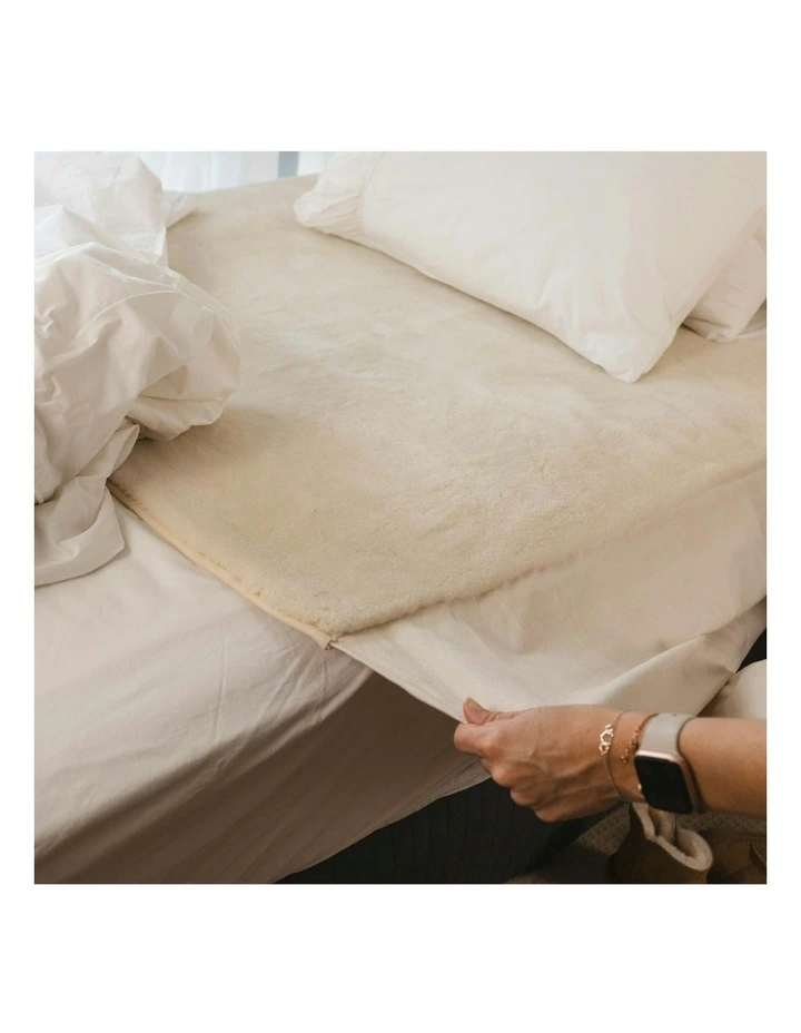 Woven Wool Mattress Topper with Wings in Cream image 3