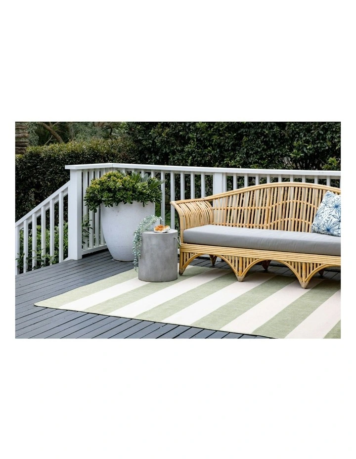 Polypropylene Outdoor Rug in Nyoma Lime image 3