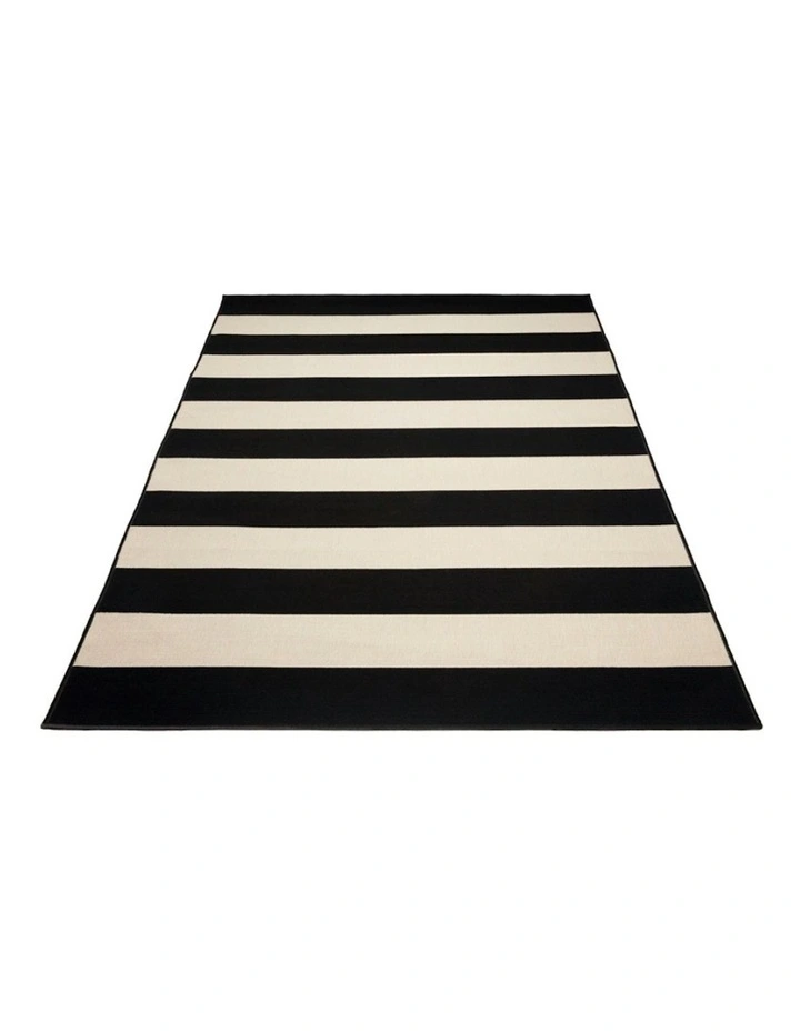 Polypropylene Outdoor Rug in Nyoma Black image 6