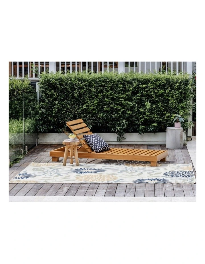 Nicosia Floral Polypropylene Outdoor Rug in Cream image 7