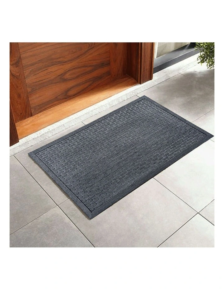 Capsule Rubber Doormat in Black image 4