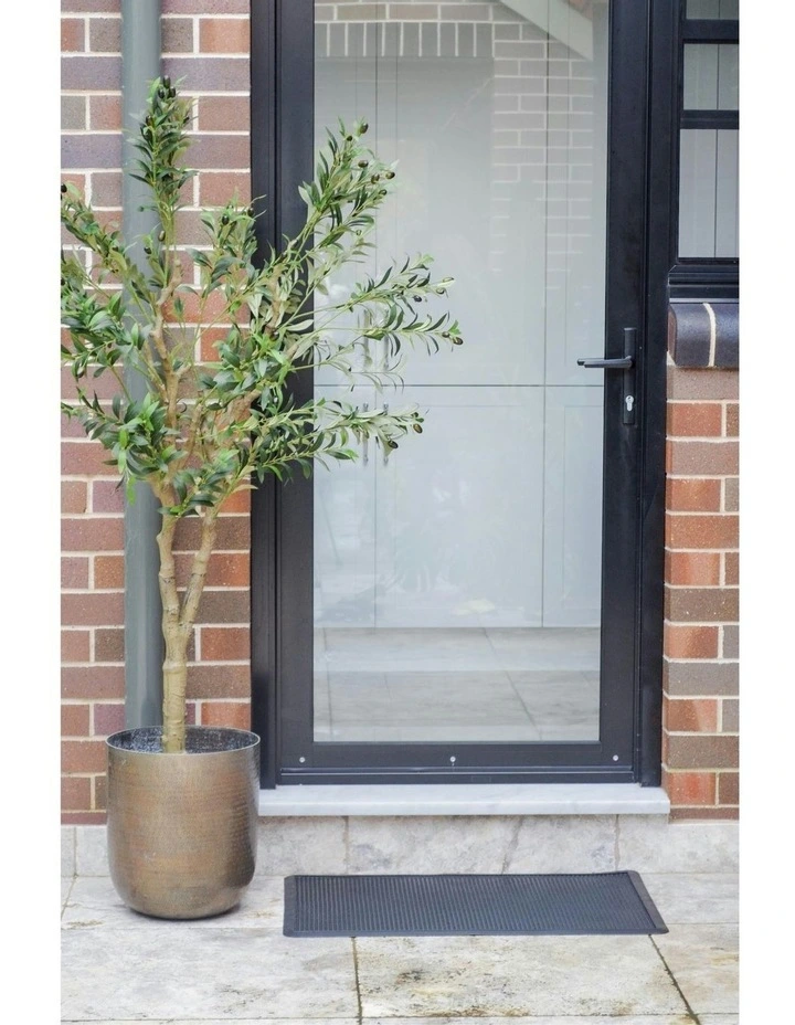 Rubber Pin Doormat in Black image 6