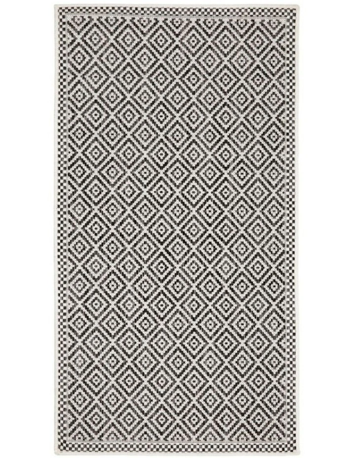 Moti Diamond Outdoor Rug in Multi image 1