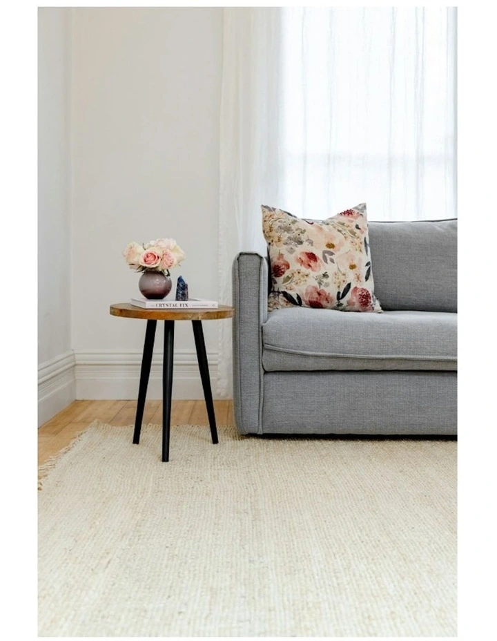 Chandan Jute Rug in Brown image 2