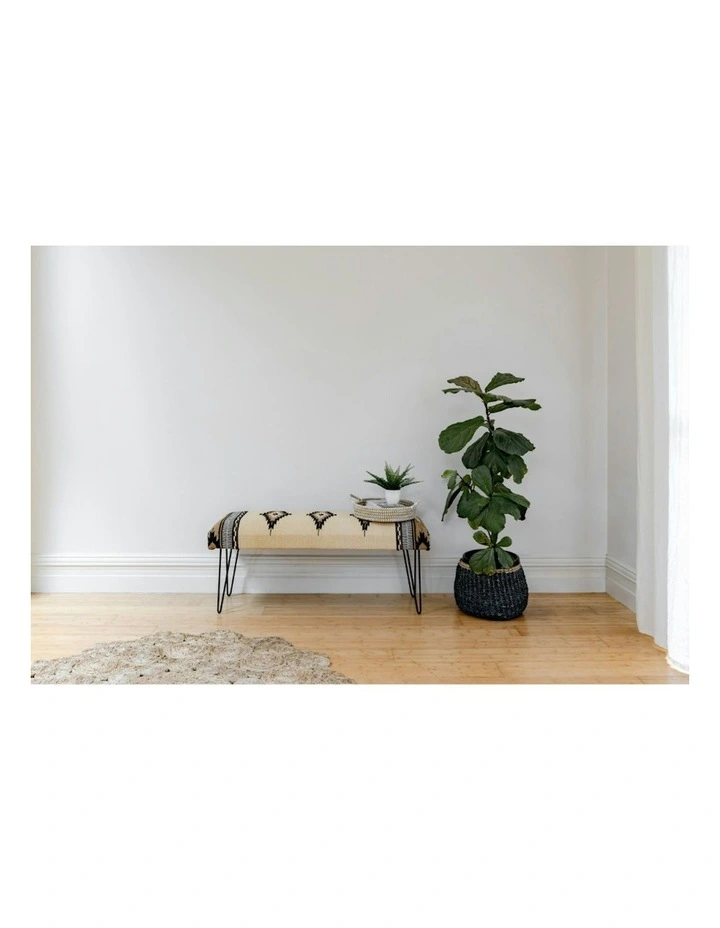 Round Jute Rug in Brown image 5