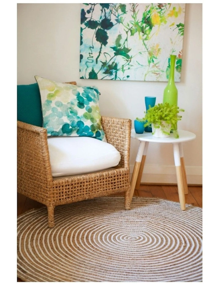 Plumeria Round Jute Rug in Brown image 3