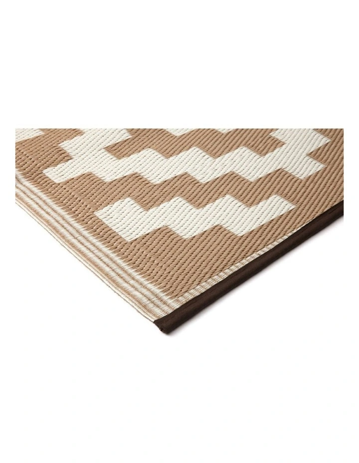 Aztec Outdoor Rug in Beige image 3