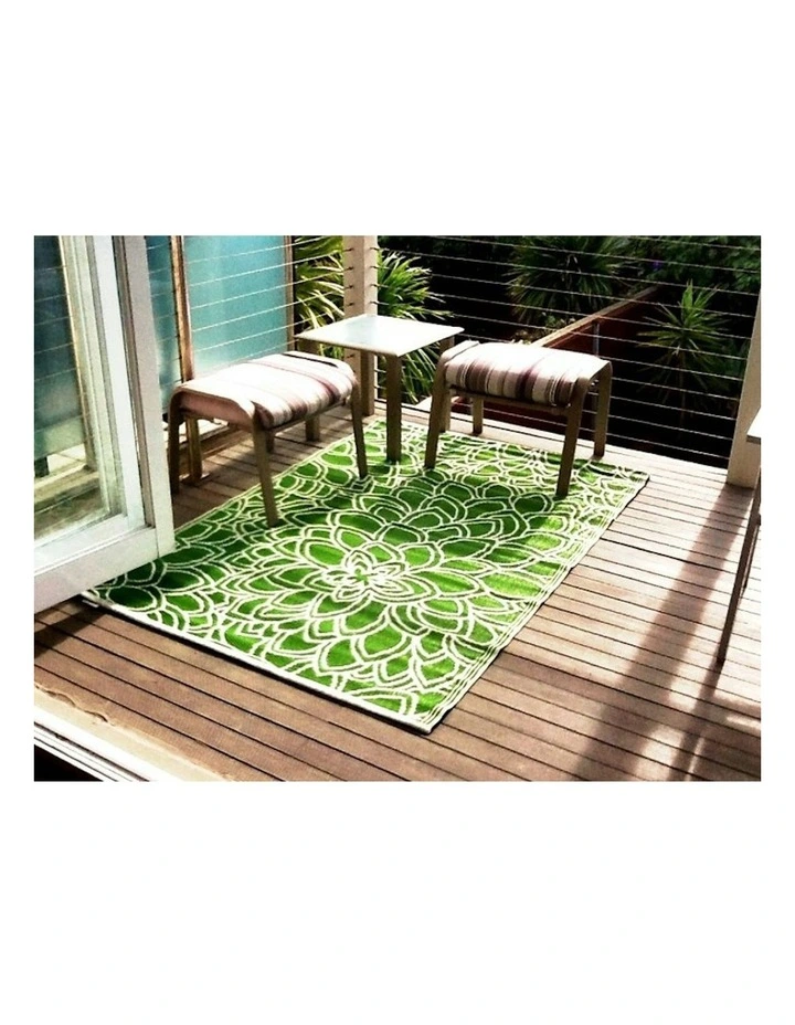 Eden Recycled Plastic Rug in Lime image 4