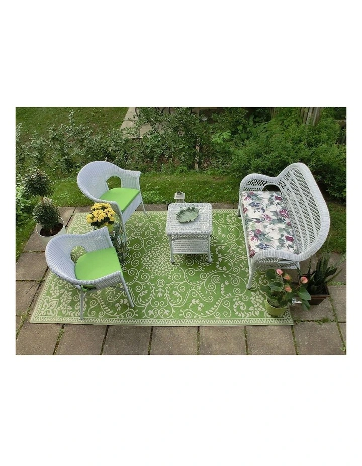 Murano Recycled Plastic Rug in Lime image 3