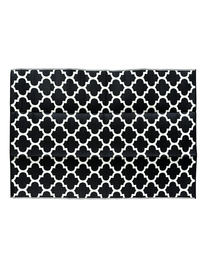Tangier Recycled Plastic Rug in Black image 6