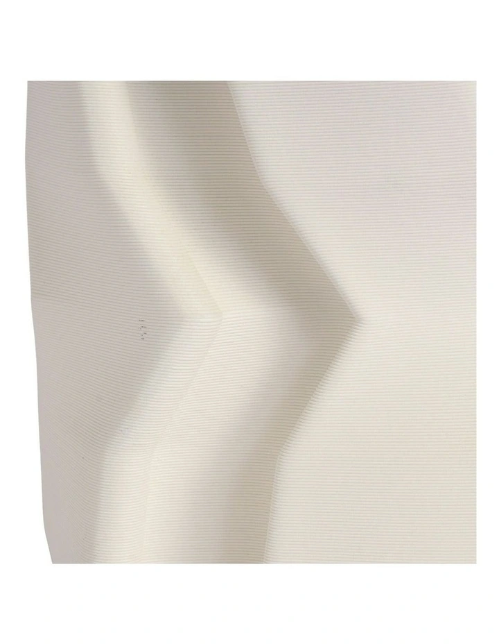 Lucy Vase 27cm in White image 3