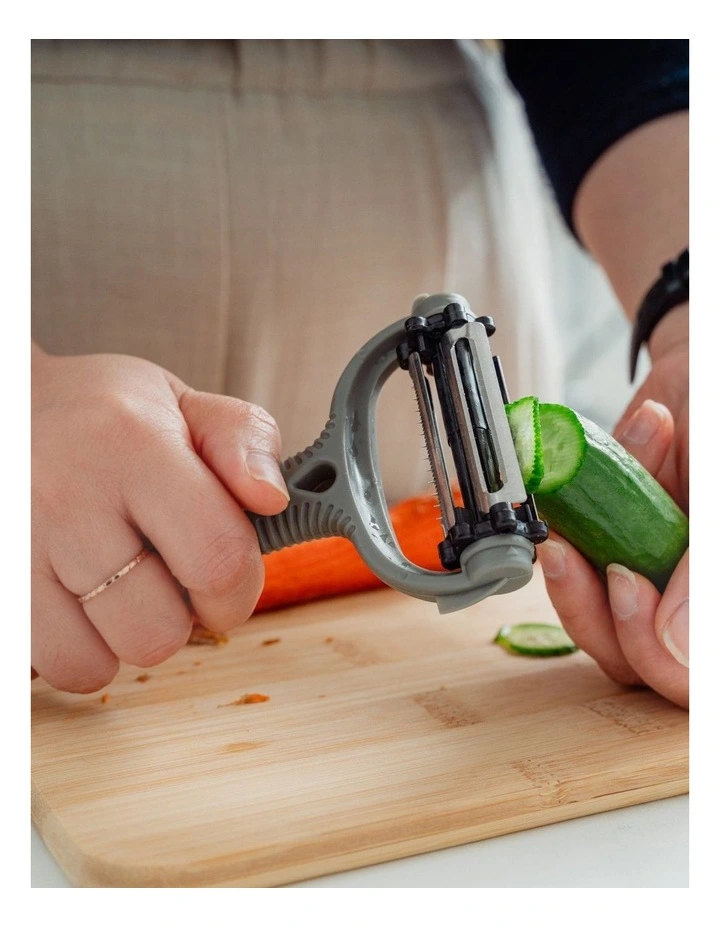 3-in-1 Multifunction Rotary Peeler in Grey image 5