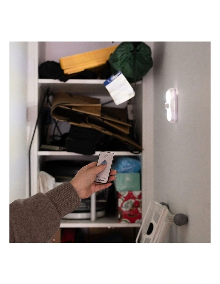 Remote Controlled Light Switch in White image 3
