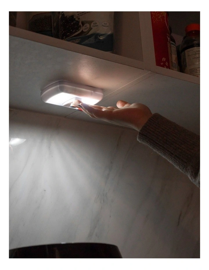 Remote Controlled Light Switch in White image 5