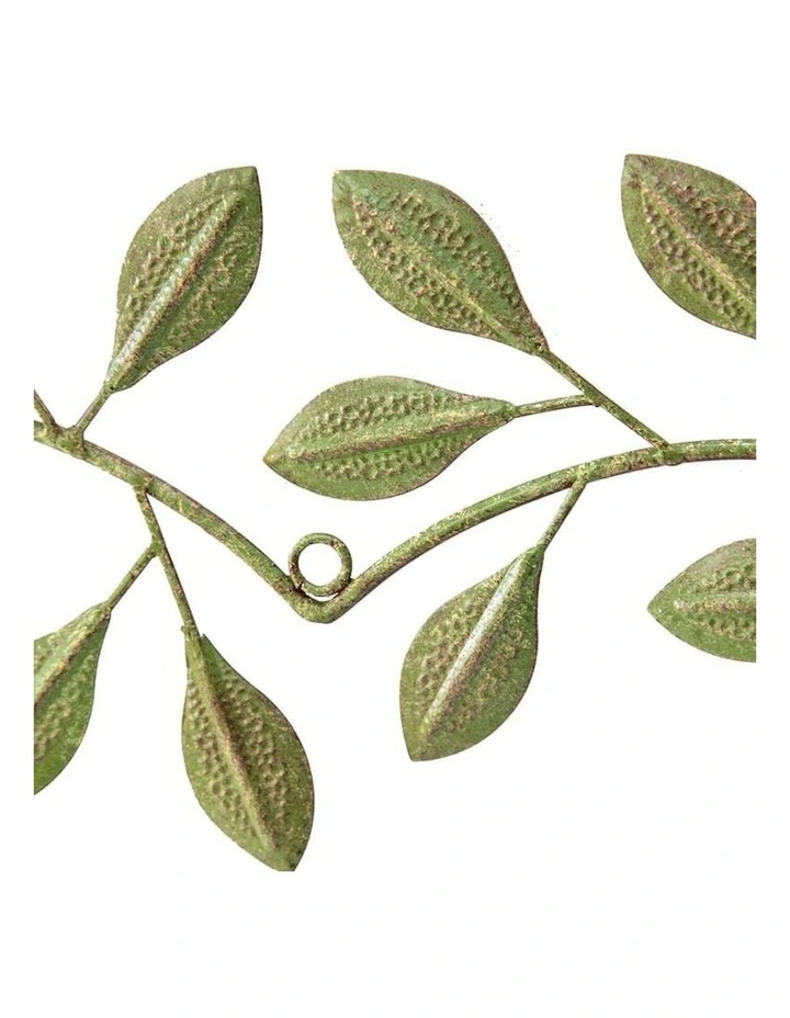 Leafy Heart Metal Wall Art in Green image 4
