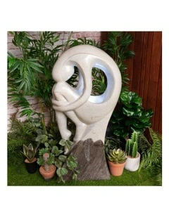 Embrace Fountain 44x25x87cm in Cream