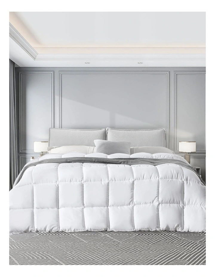 200GSM All Season Quilt Queen Size in White image 1