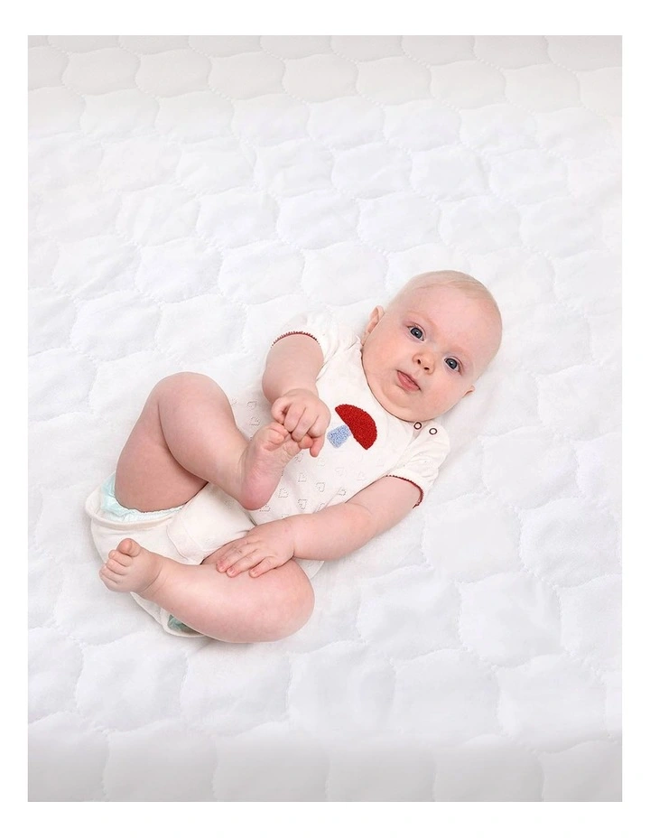 Queen Waterproof Bed Pad x2 in White image 7