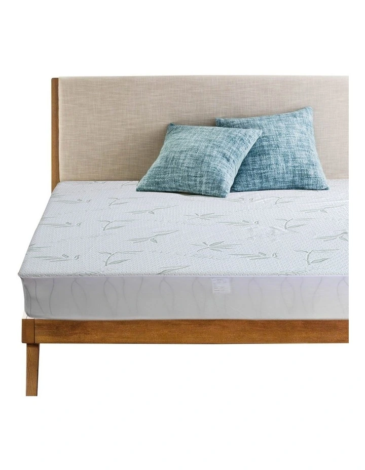Fully Fitted Bamboo Mattress Protector Queen in White image 2