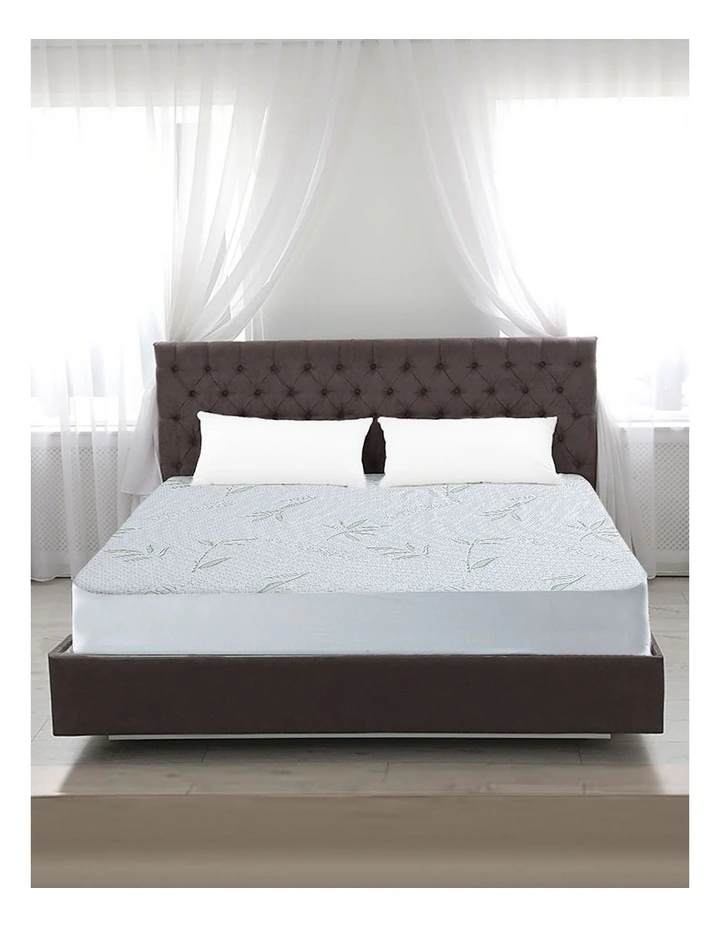 Fully Fitted Bamboo Mattress Protector Queen in White image 7