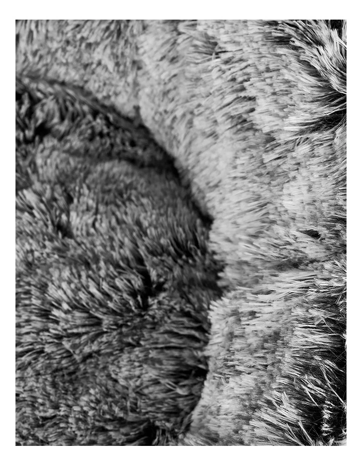 Donut Pet Bed Size M in Charcoal image 6