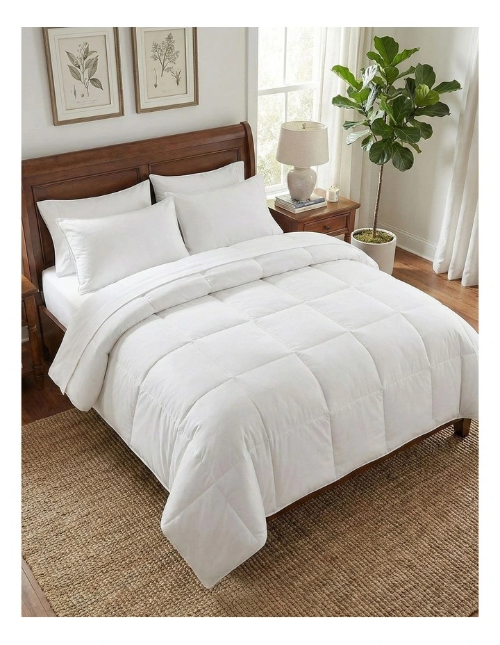 Microfiber Quilt Super King Hypoallergenic All Season 250G image 2