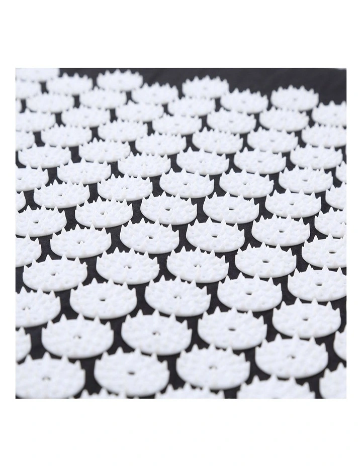 Acupressure Yoga Mat 68 x 42cm in Black image 4