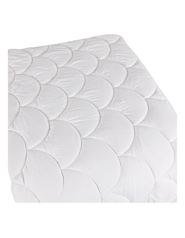 Microfibre Soybean Fibre Duvet King Quilt in White image 3
