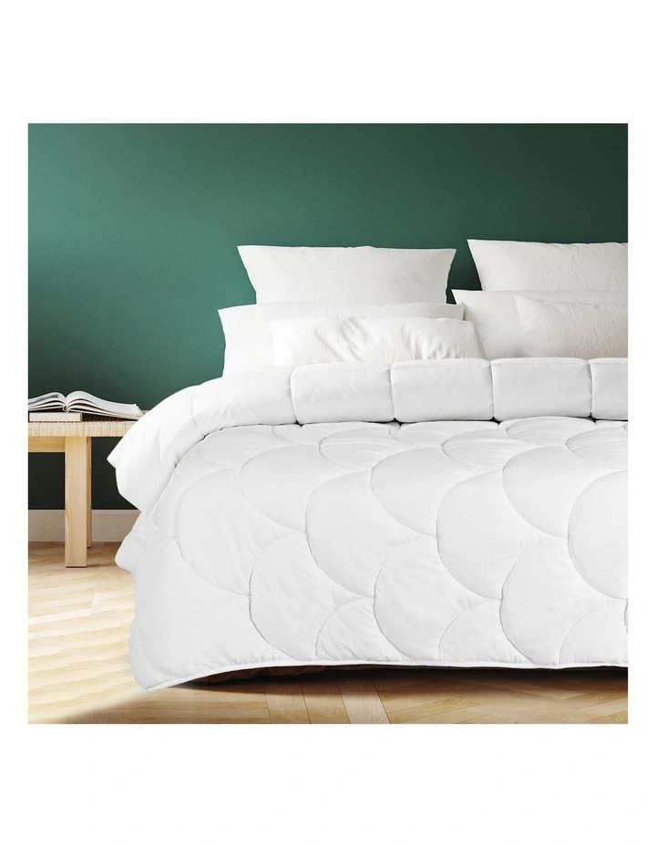 Microfibre Soybean Fibre Duvet King Quilt in White image 7