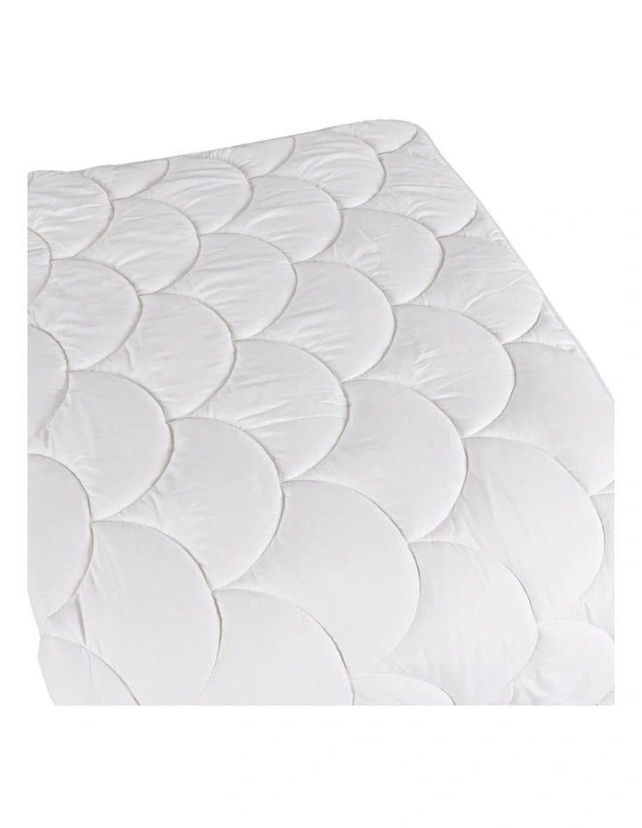 400GSM Soybean Fibre Quilt Queen in White image 3