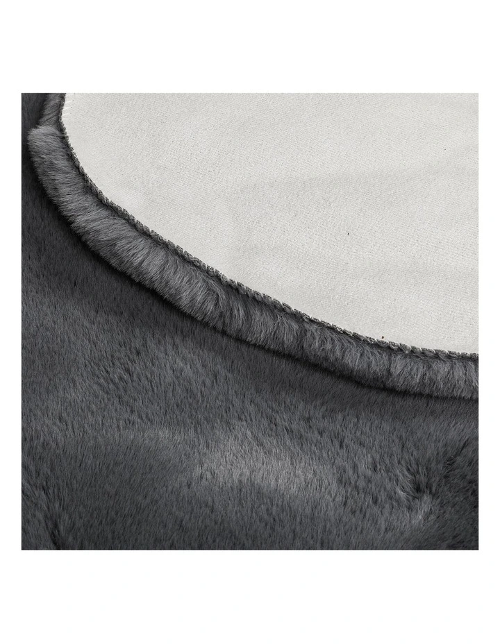 Floor Rug 60x160cm in Grey image 4