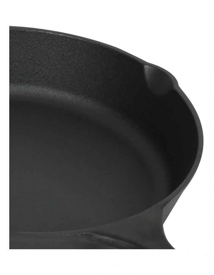 Cast Iron Frying Pan Set in Black image 4
